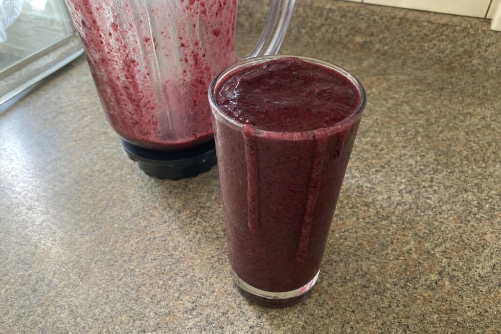 Homemade mixed Berry Breakfast Smoothie