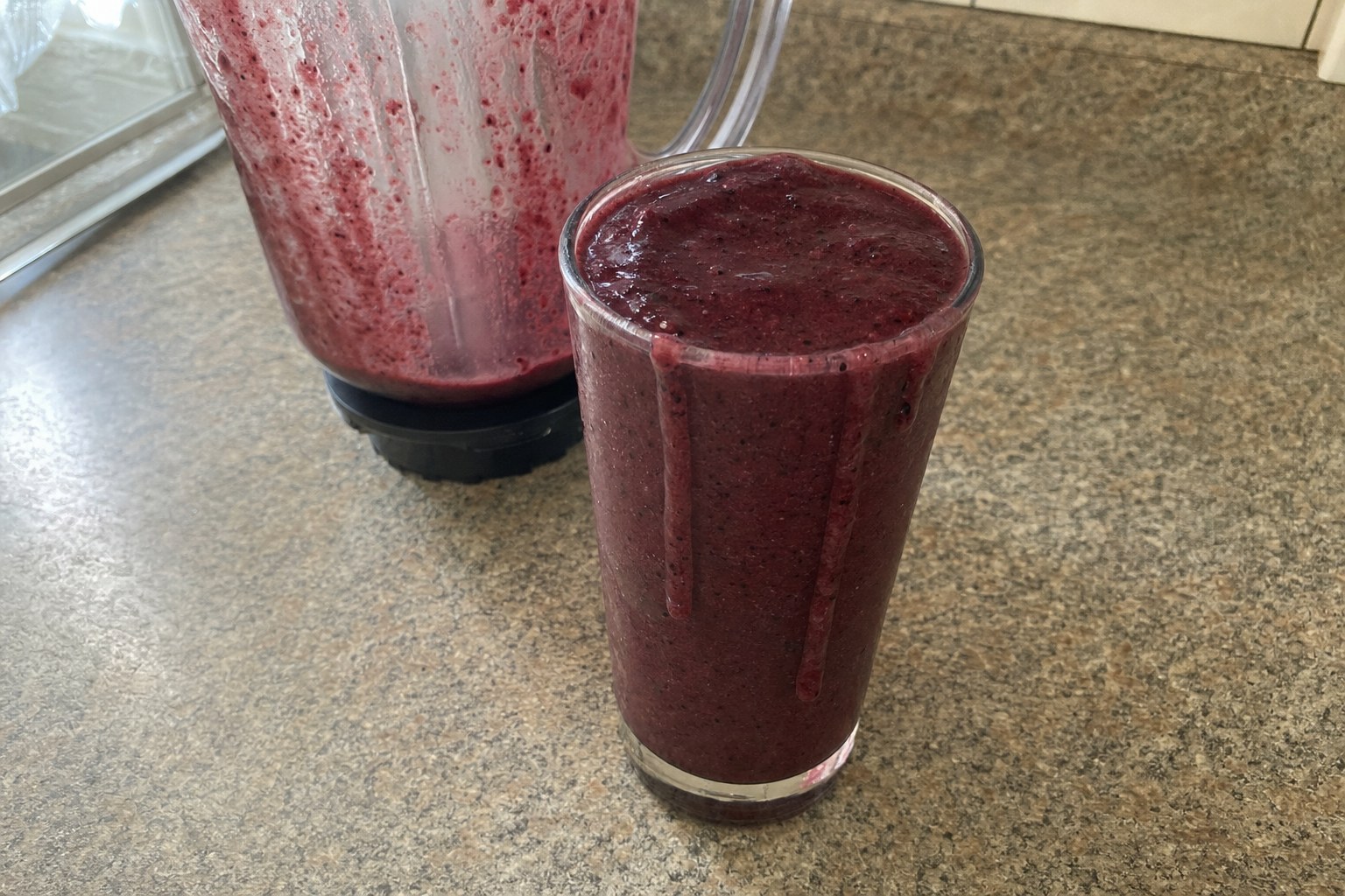 Homemade mixed Berry Breakfast Smoothie